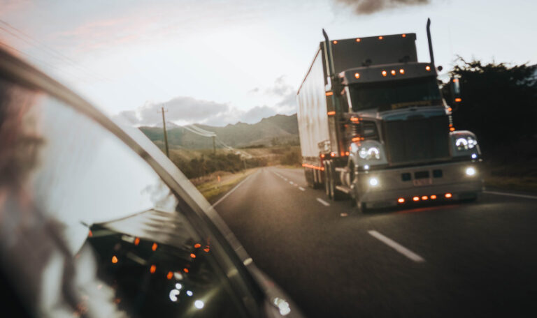 What Steps to Take after a Trucking Accident 1
